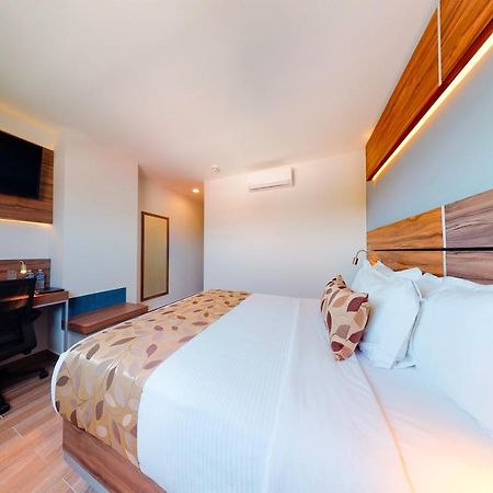 Sleep Inn Queretaro Exterior photo